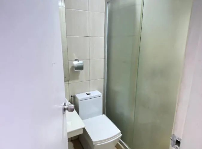 Stylish Malate Hub At Birch Tower * Manila